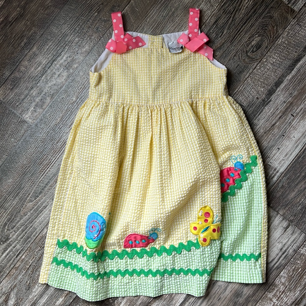 Girls dress